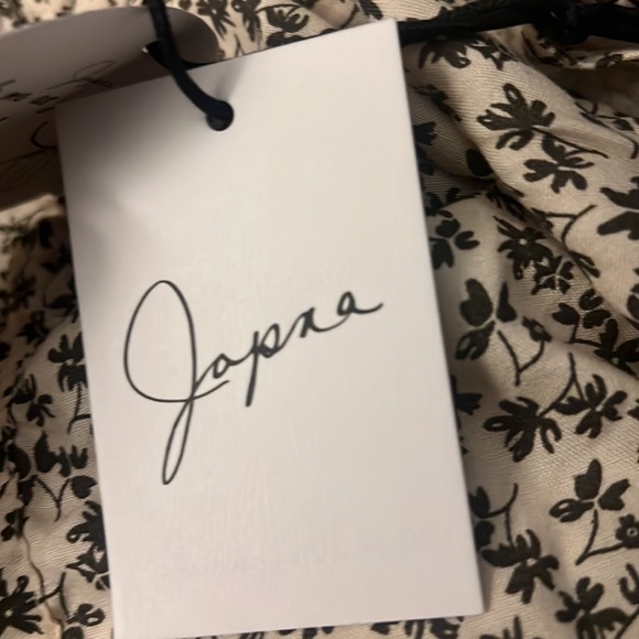 Japna Floral Ruffle Blouse Size Large NWT - Picture 8 of 9